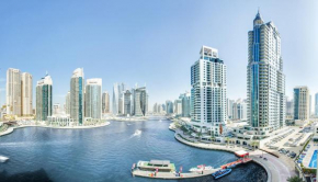 Breathtaking Marina Canal View Studio